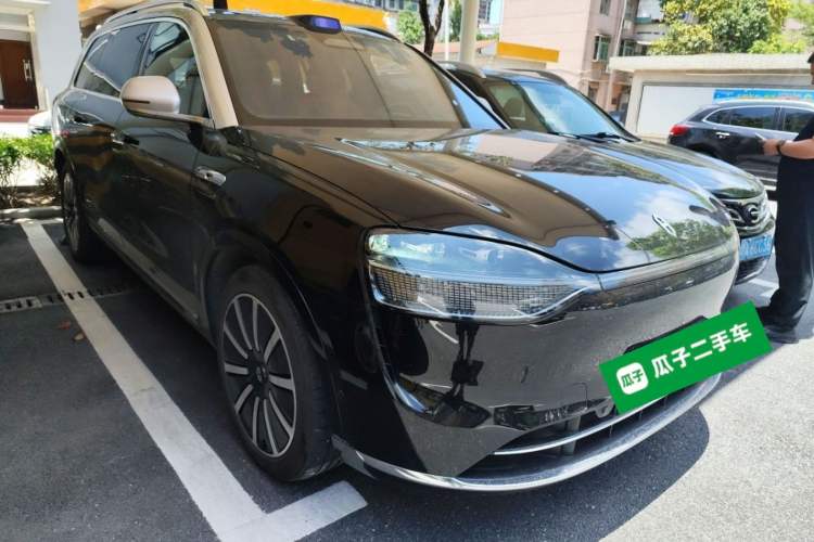 Used Hima AITO M9 2024 Range-Extended Ultra Version 42 kWh 6-Seater Model Front Right 45 Deg