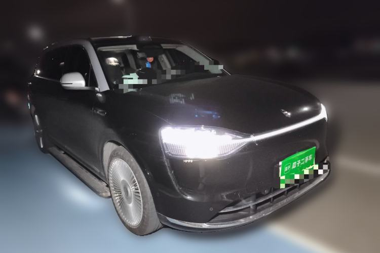 Used Hima AITO M9 2024 Range-Extended Ultra Version 52 kWh 5-Seater Model Front Right 45 Deg