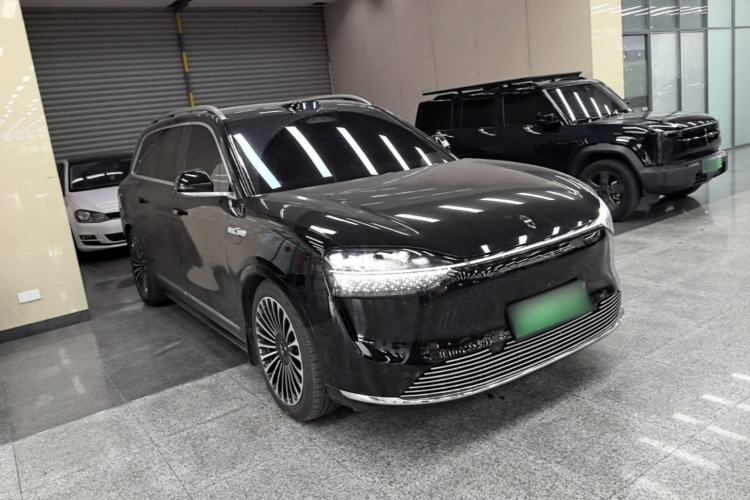 Used Hima AITO M9 2024 Range-Extended Max Edition 42 kWh 6-Seater Version Front Right 45 Deg