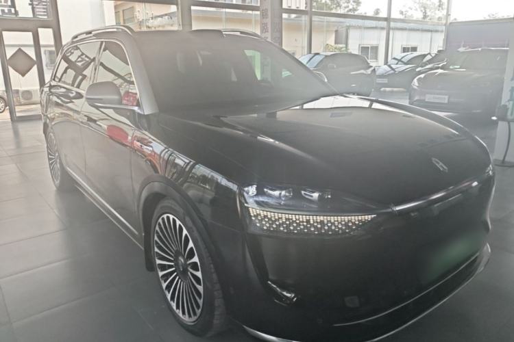 Used Hima AITO M9 2024 Range-Extended Ultra Version 42 kWh 6-Seater Model Front Right 45 Deg