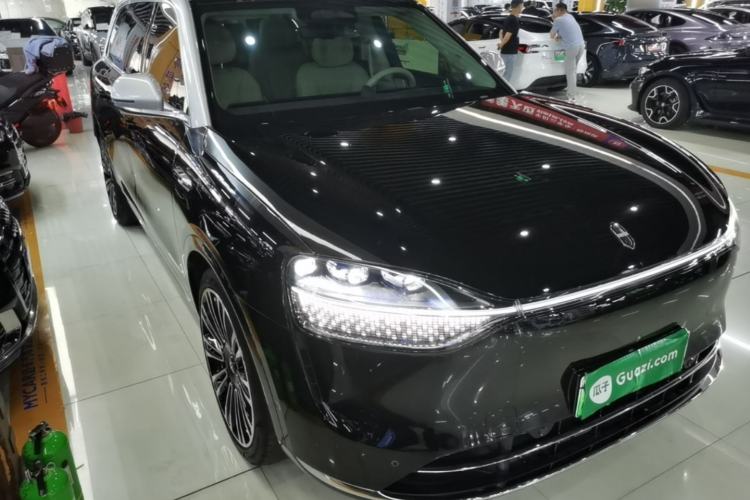 Used Hima AITO M9 2024 Range-Extended Max Edition 42 kWh 6-Seater Version Front Right 45 Deg