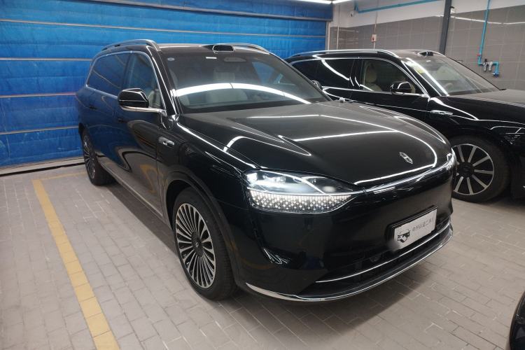 Used Hima AITO M9 2024 Range-Extended Ultra Version 42 kWh 6-Seater Model Front Right 45 Deg