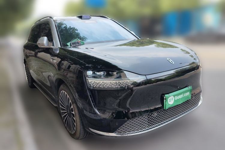 Used Hima AITO M9 2024 All-Electric Ultra Version 100 kWh 6-Seater Model Front Right 45 Deg