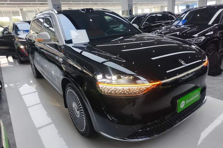 Used Hima AITO M9 2024 Range-Extended Ultra Version 42 kWh 6-Seater Model Front Right 45 Deg