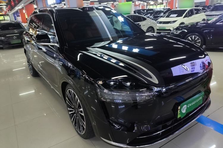 Used Hima AITO M9 2024 Range-Extended Ultra Version 52 kWh 6-Seater Model Front Right 45 Deg