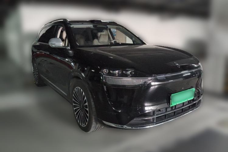 Used Hima AITO M9 2024 Range-Extended Ultra Version 52 kWh 5-Seater Model Front Right 45 Deg