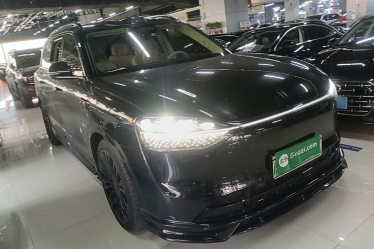 Used Hima AITO M9 2024 Range-Extended Ultra Version 52 kWh 6-Seater Model Front Right 45 Deg