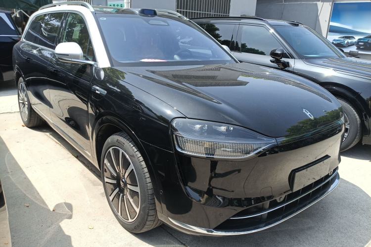 Used Hima AITO M9 2024 Range-Extended Max Edition 42 kWh 6-Seater Version Front Right 45 Deg