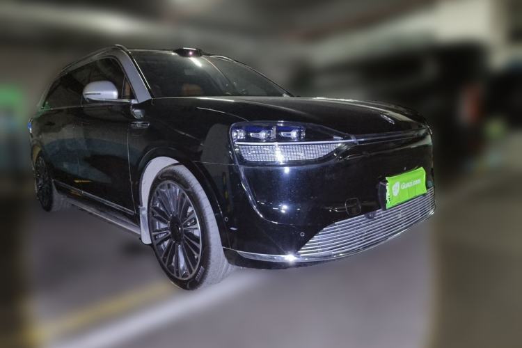 Used Hima AITO M9 2024 Range-Extended Ultra Version 52 kWh 6-Seater Model Front Right 45 Deg