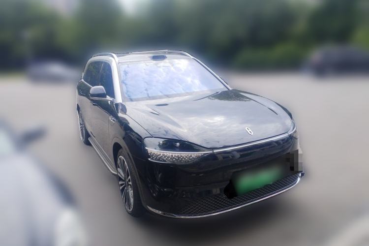 Used Hima AITO M9 2024 All-Electric Ultra Version 100 kWh 5-Seater Model Front Right 45 Deg
