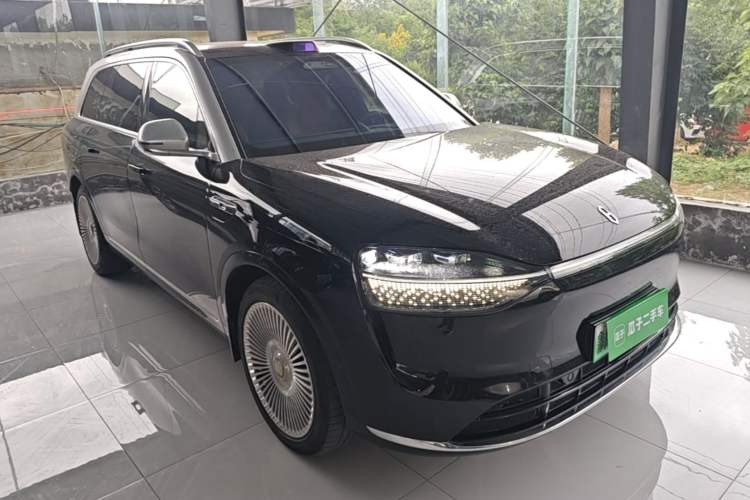 Used Hima AITO M9 2024 Range-Extended Ultra Version 52 kWh 6-Seater Model Front Right 45 Deg
