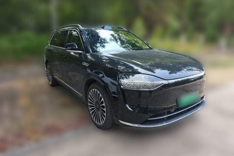 Used Hima AITO M9 2024 Range-Extended Ultra Version 42 kWh 6-Seater Model Front Right 45 Deg