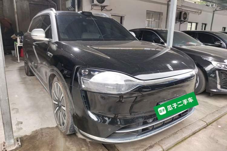 Used Hima AITO M9 2024 Range-Extended Ultra Version 52 kWh 6-Seater Model Front Right 45 Deg
