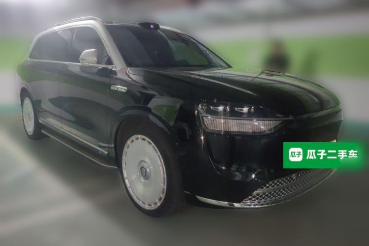 Used Hima AITO M9 2024 Range-Extended Ultra Version 42 kWh 6-Seater Model Front Right 45 Deg