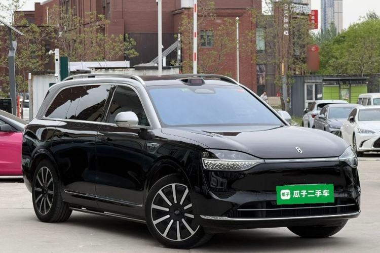 Used Hima AITO M9 2024 Range-Extended Max Edition 42 kWh 6-Seater Version Front Right 45 Deg