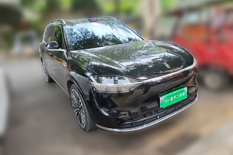 Used Hima AITO M9 2024 Range-Extended Ultra Version 42 kWh 6-Seater Model Front Right 45 Deg
