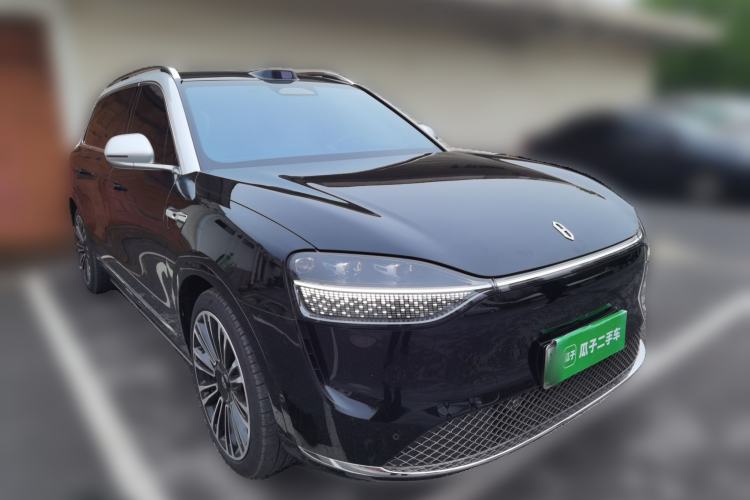 Used Hima AITO M9 2024 All-Electric Ultra Version 100 kWh 6-Seater Model Front Right 45 Deg