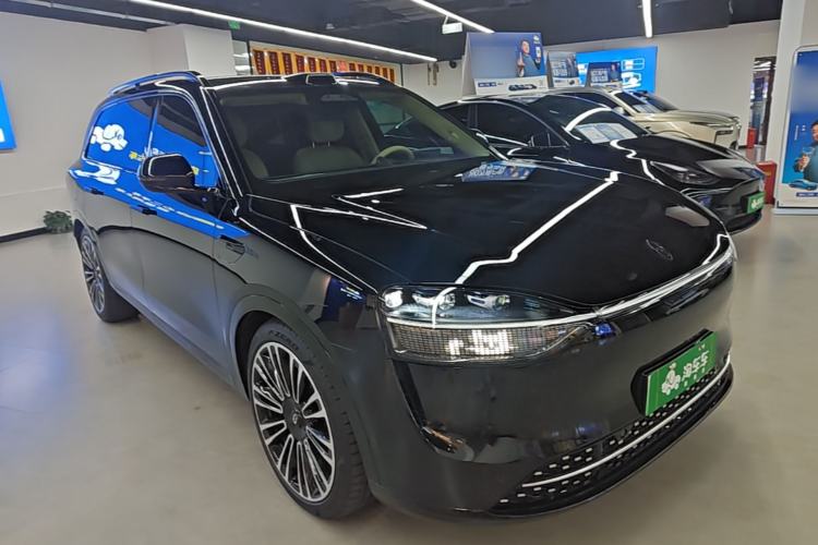 Used Hima AITO M9 2024 Range-Extended Ultra Version 52 kWh 6-Seater Model Front Right 45 Deg