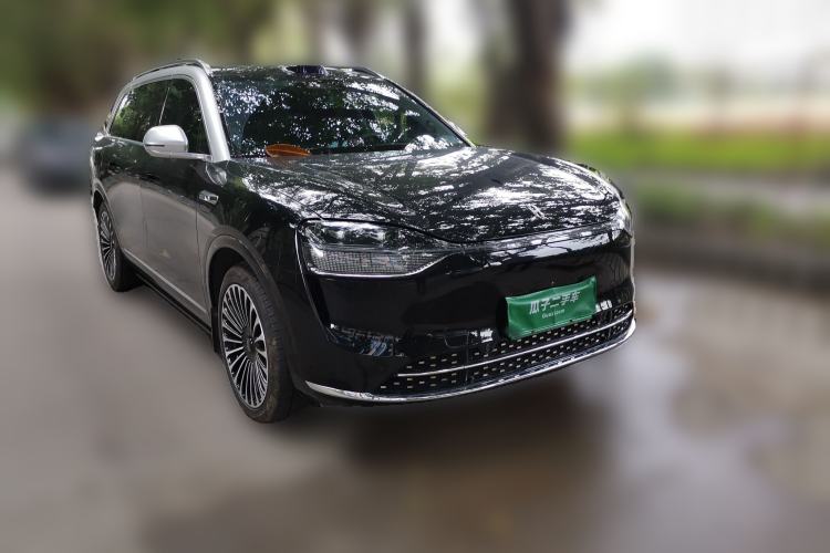 Used Hima AITO M9 2024 Range-Extended Ultra Version 52 kWh 5-Seater Model Front Right 45 Deg