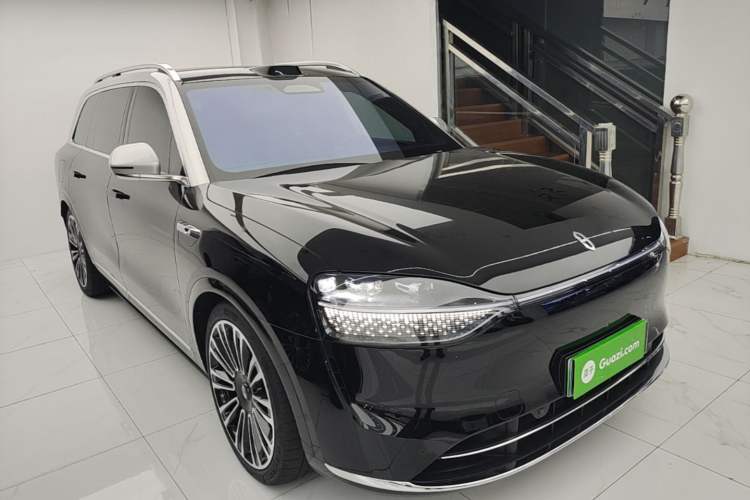 Used Hima AITO M9 2024 Range-Extended Ultra Version 42 kWh 6-Seater Model Front Right 45 Deg