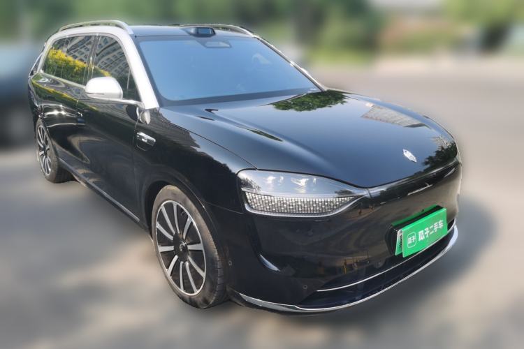 Used Hima AITO M9 2024 Range-Extended Ultra Version 52 kWh 6-Seater Model Front Right 45 Deg