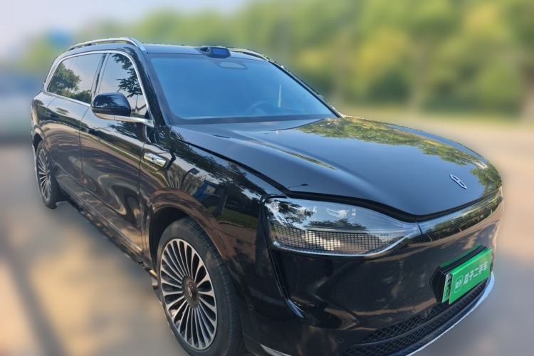 Used Hima AITO M9 2024 Range-Extended Ultra Version 52 kWh 6-Seater Model Front Right 45 Deg