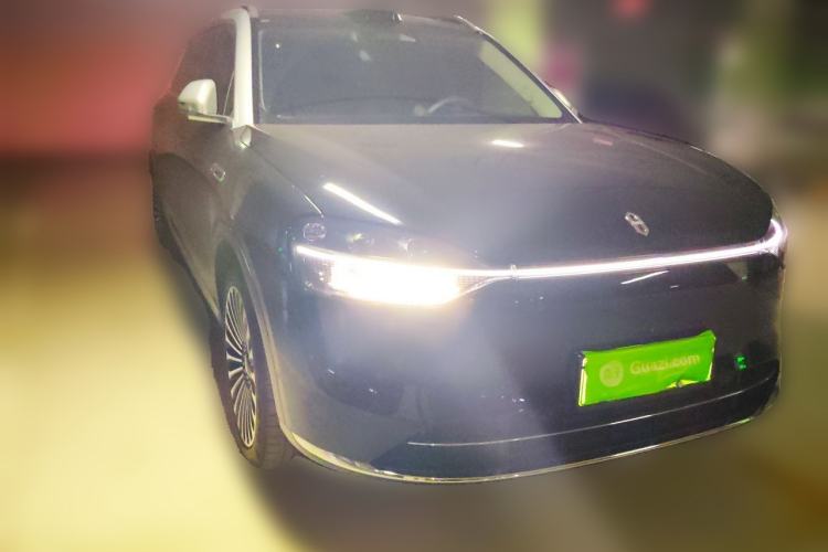 Used Hima AITO M9 2024 Range-Extended Ultra Version 52 kWh 5-Seater Model Front Right 45 Deg