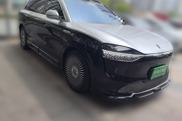 Used Hima AITO M9 2024 Range-Extended Max Edition 52 kWh 6-Seater Version Front Right 45 Deg