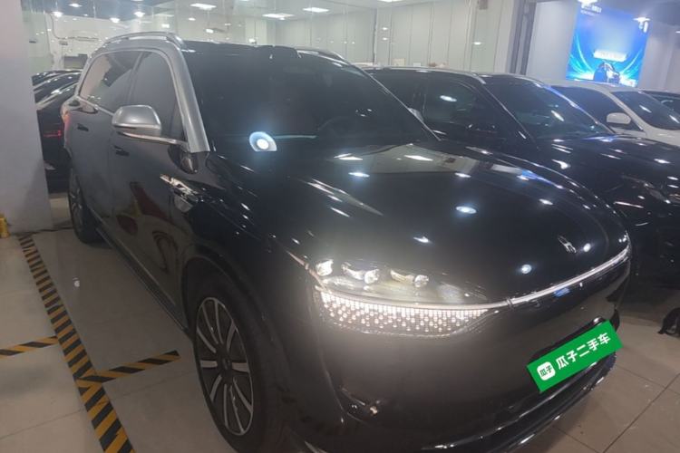 Used Hima AITO M9 2024 Range-Extended Max Edition 42 kWh 6-Seater Version Front Right 45 Deg