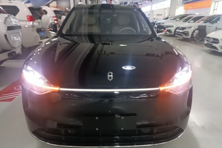Used Hima AITO M9 2024 Range-Extended Ultra Version 42 kWh 6-Seater Model Front