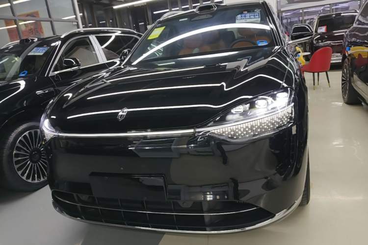 Used Hima AITO M9 2024 Range-Extended Max Edition 42 kWh 6-Seater Version Front
