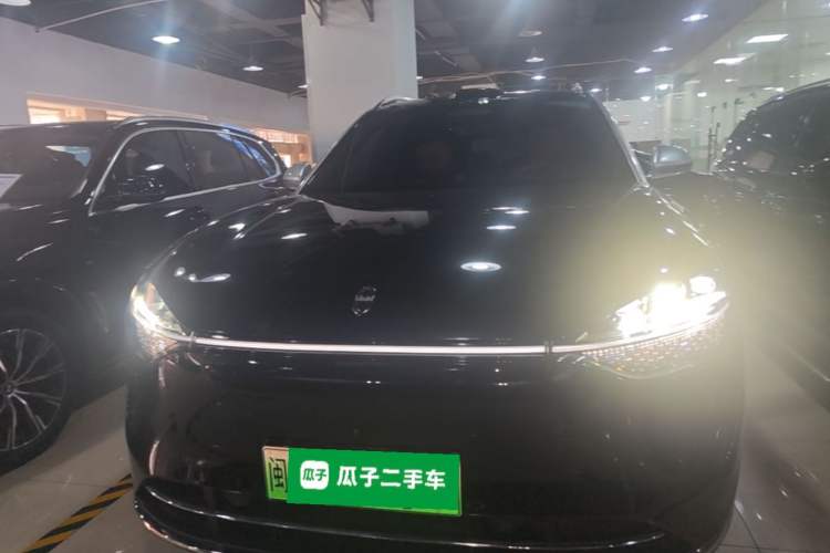 Used Hima AITO M9 2024 Range-Extended Max Edition 42 kWh 6-Seater Version Front
