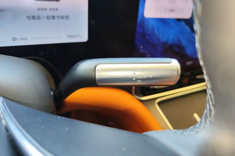 Used Hima AITO M9 2024 Range-Extended Ultra Version 42 kWh 6-Seater Model Gear Lever