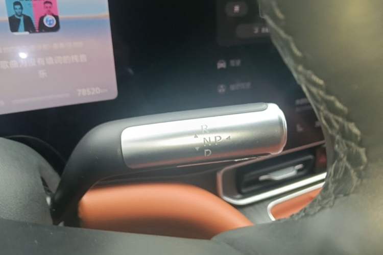 Used Hima AITO M9 2024 Range-Extended Ultra Version 52 kWh 6-Seater Model Gear Lever