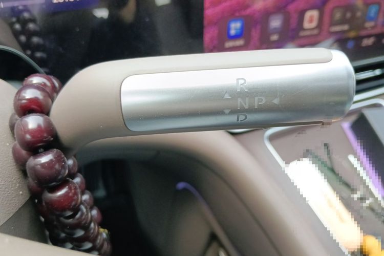 Used Hima AITO M9 2024 Range-Extended Ultra Version 52 kWh 5-Seater Model Gear Lever