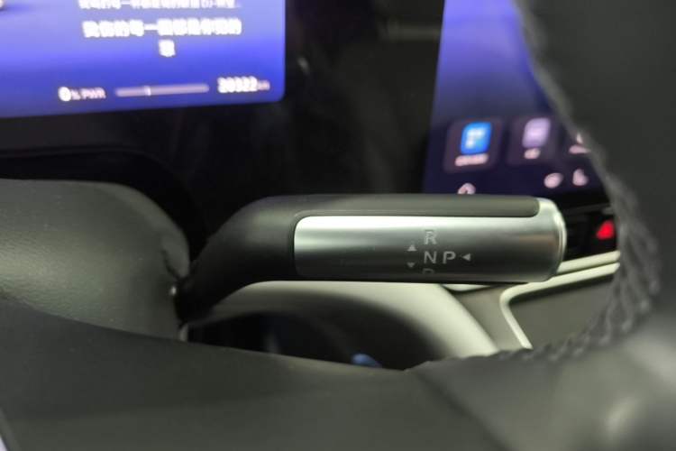 Used Hima AITO M9 2024 Range-Extended Ultra Version 42 kWh 6-Seater Model Gear Lever