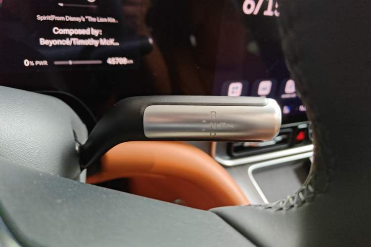 Used Hima AITO M9 2024 Range-Extended Ultra Version 42 kWh 6-Seater Model Gear Lever