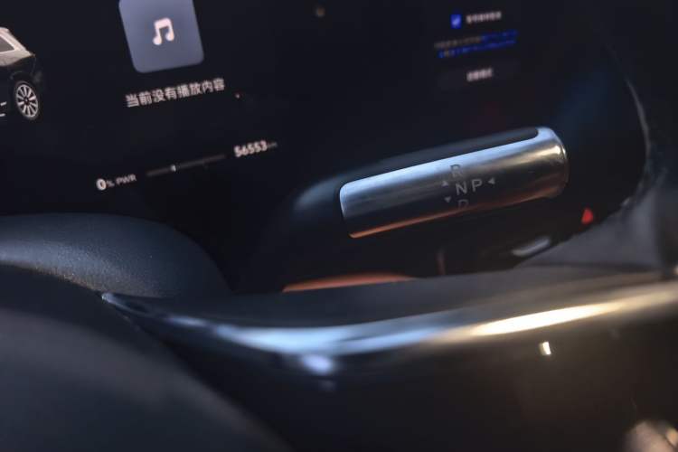 Used Hima AITO M9 2024 Range-Extended Ultra Version 42 kWh 6-Seater Model Gear Lever