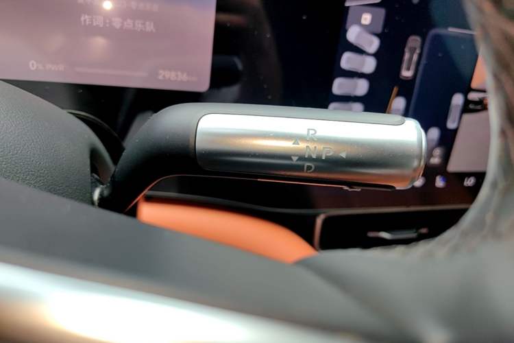 Used Hima AITO M9 2024 Range-Extended Ultra Version 42 kWh 6-Seater Model Gear Lever