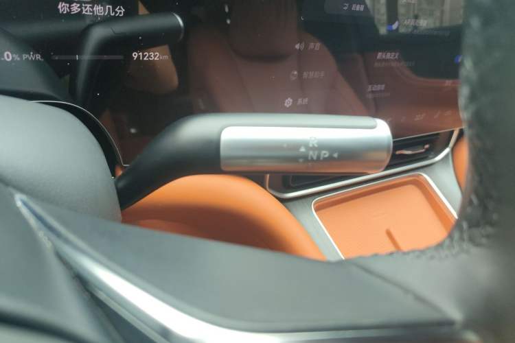 Used Hima AITO M9 2024 Range-Extended Ultra Version 52 kWh 6-Seater Model Gear Lever