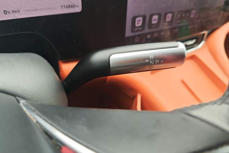 Used Hima AITO M9 2024 Range-Extended Max Edition 42 kWh 6-Seater Version Gear Lever