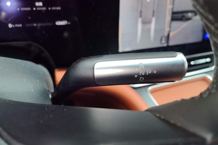 Used Hima AITO M9 2024 All-Electric Ultra Version 100 kWh 6-Seater Model Gear Lever