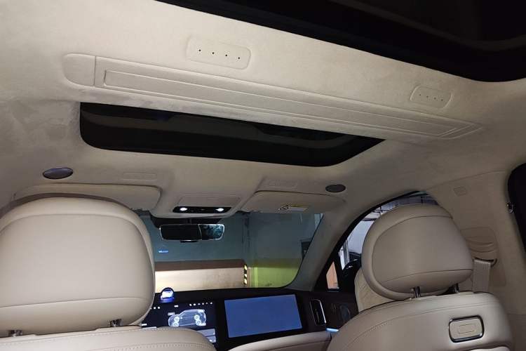 Used Hima AITO M9 2024 Range-Extended Ultra Version 42 kWh 6-Seater Model Headliner