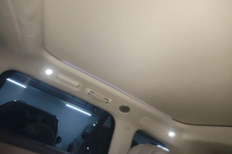 Used Hima AITO M9 2024 Range-Extended Ultra Version 42 kWh 6-Seater Model Headliner
