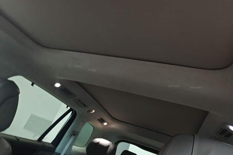 Used Hima AITO M9 2024 Range-Extended Max Edition 52 kWh 6-Seater Version Headliner