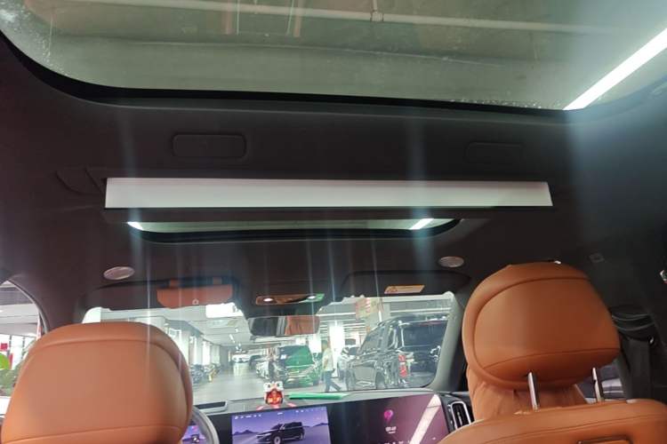 Used Hima AITO M9 2024 Range-Extended Ultra Version 42 kWh 6-Seater Model Headliner