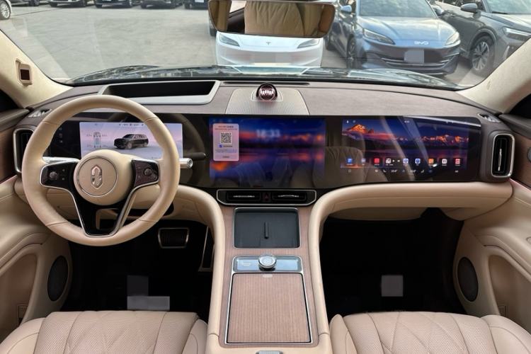 Used Hima AITO M9 2024 Range-Extended Max Edition 42 kWh 6-Seater Version Interior 1