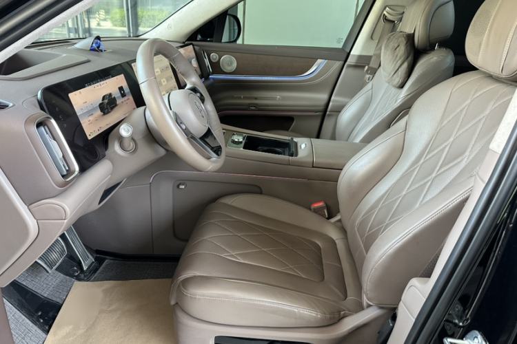 Used Hima AITO M9 2024 Range-Extended Max Edition 52 kWh 6-Seater Version Interior 1