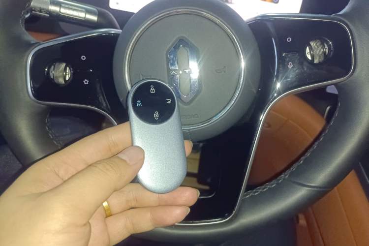 Used Hima AITO M9 2024 Range-Extended Max Edition 52 kWh 6-Seater Version Interior 1