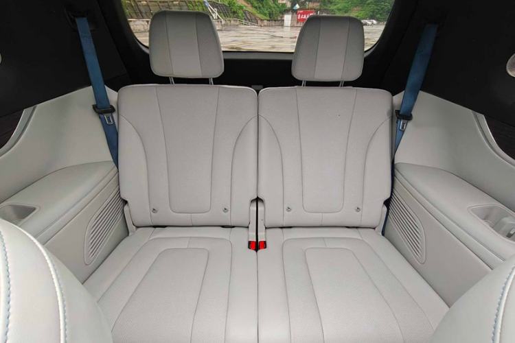 Used Hima AITO M9 2024 Range-Extended Ultra Version 42 kWh 6-Seater Model Interior 10